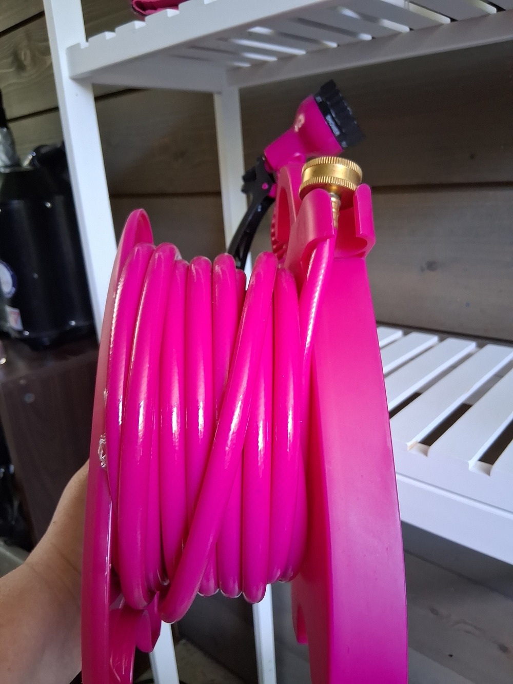 Pink Mini Hose Reel with 50FT PVC Hose & 7-Pattern Nozzle - Winslow & Ross - Picture 3 of 7